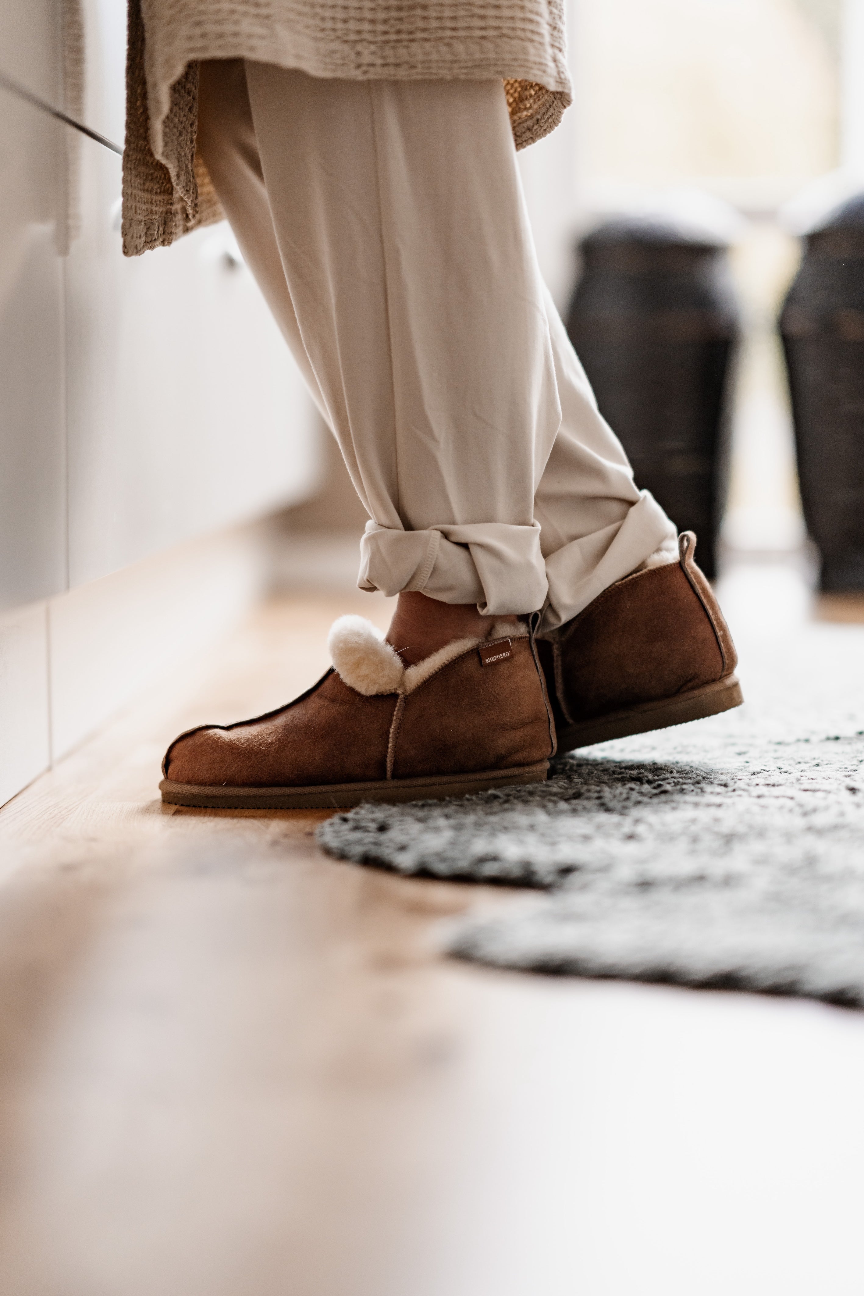 Sheepskin Slippers - Annie in Antique Cognac