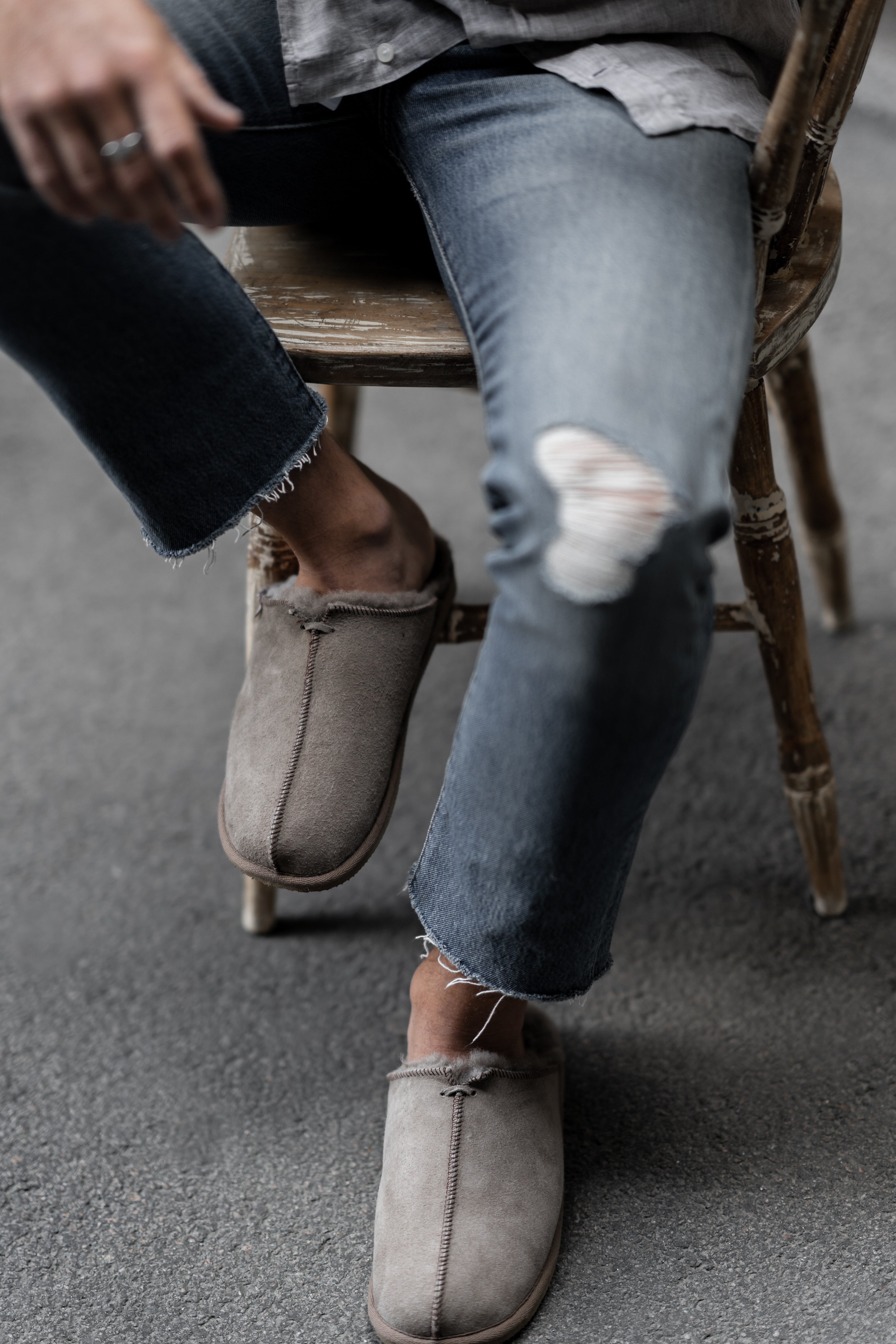Sheepskin Slippers Men - Hugo in Stone
