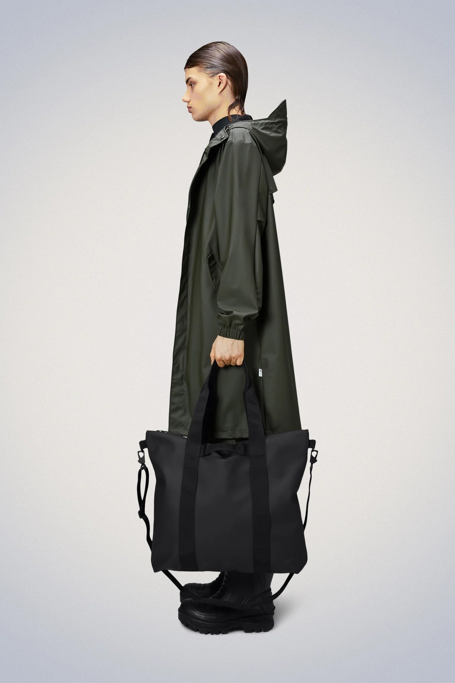 Rains Tote Bag in Black
