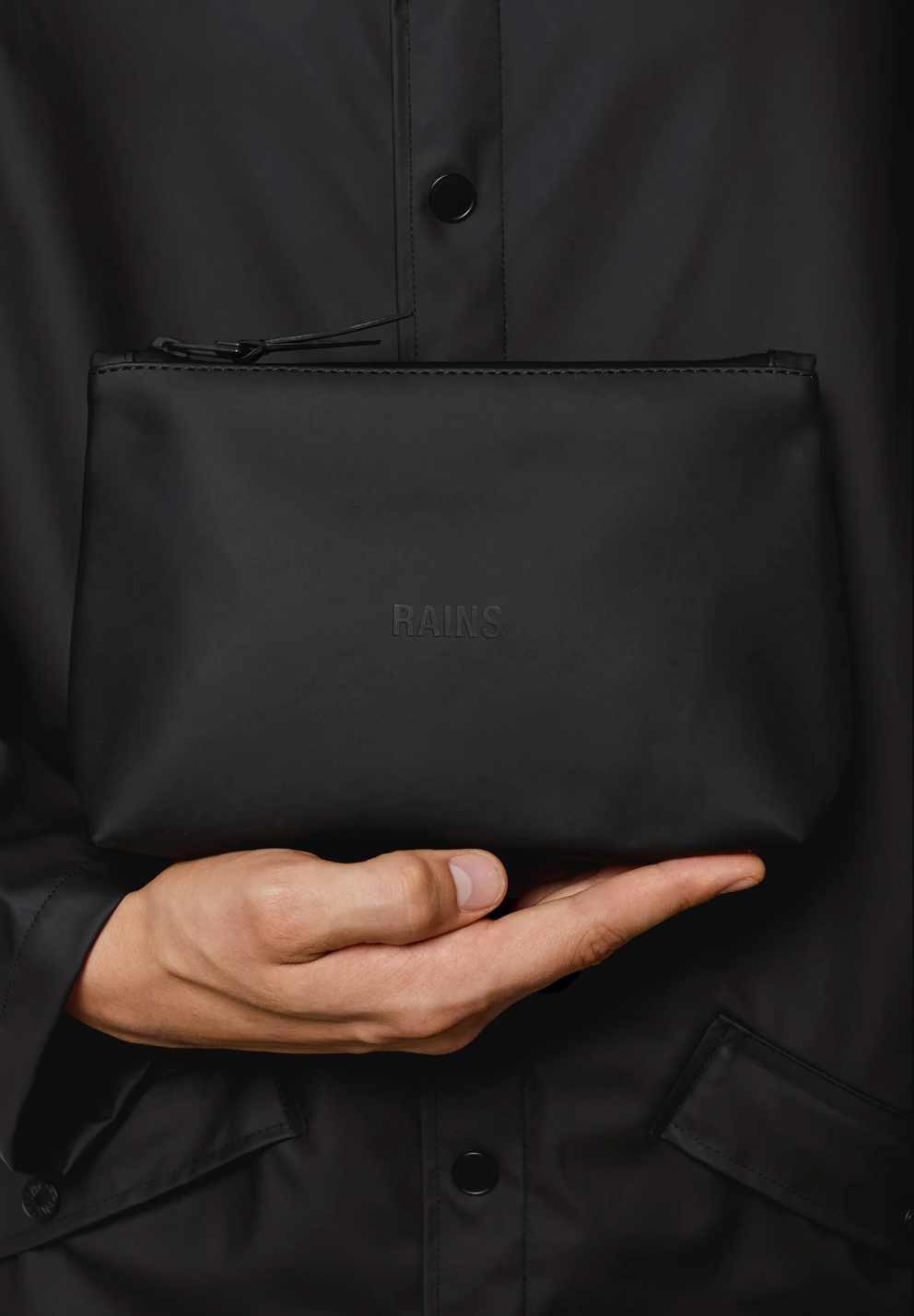 Rains Cosmetic Bag in Black