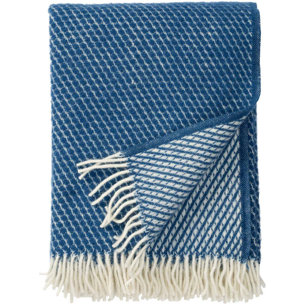 Velvet Throw in Lambswool, in Petrol Blue