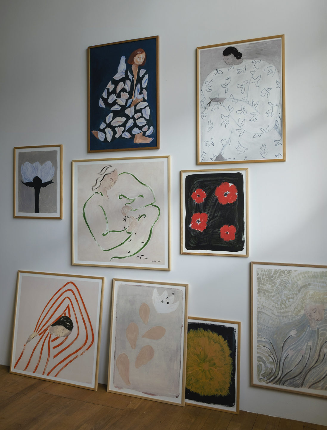 Grow Print by Fine Little Day is a 50x70 cm art piece by Swedish artist Sofia Lind, featuring abstract and figurative styles in varied colors, ideal for creating an artistic display on any wall.