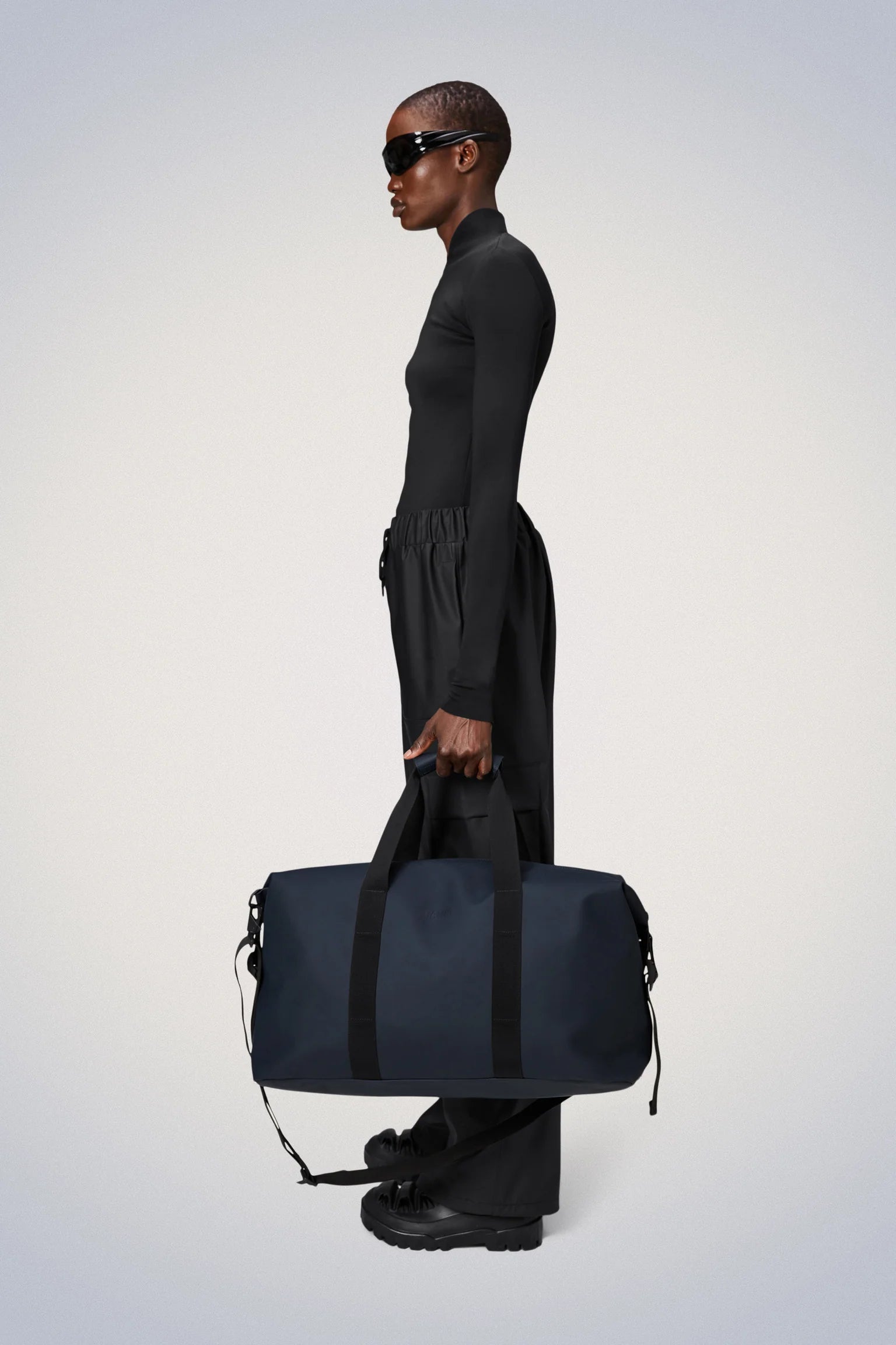 Rains Hilo Weekend Bag in Navy