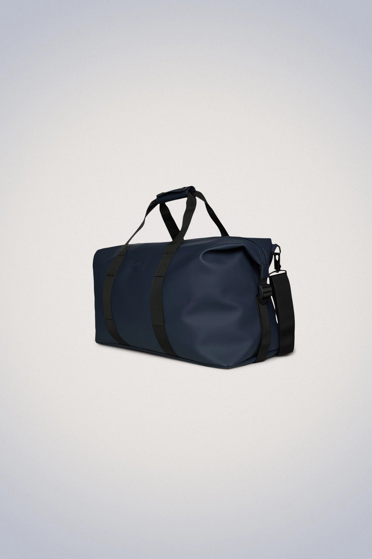 Rains Hilo Weekend Bag in Navy