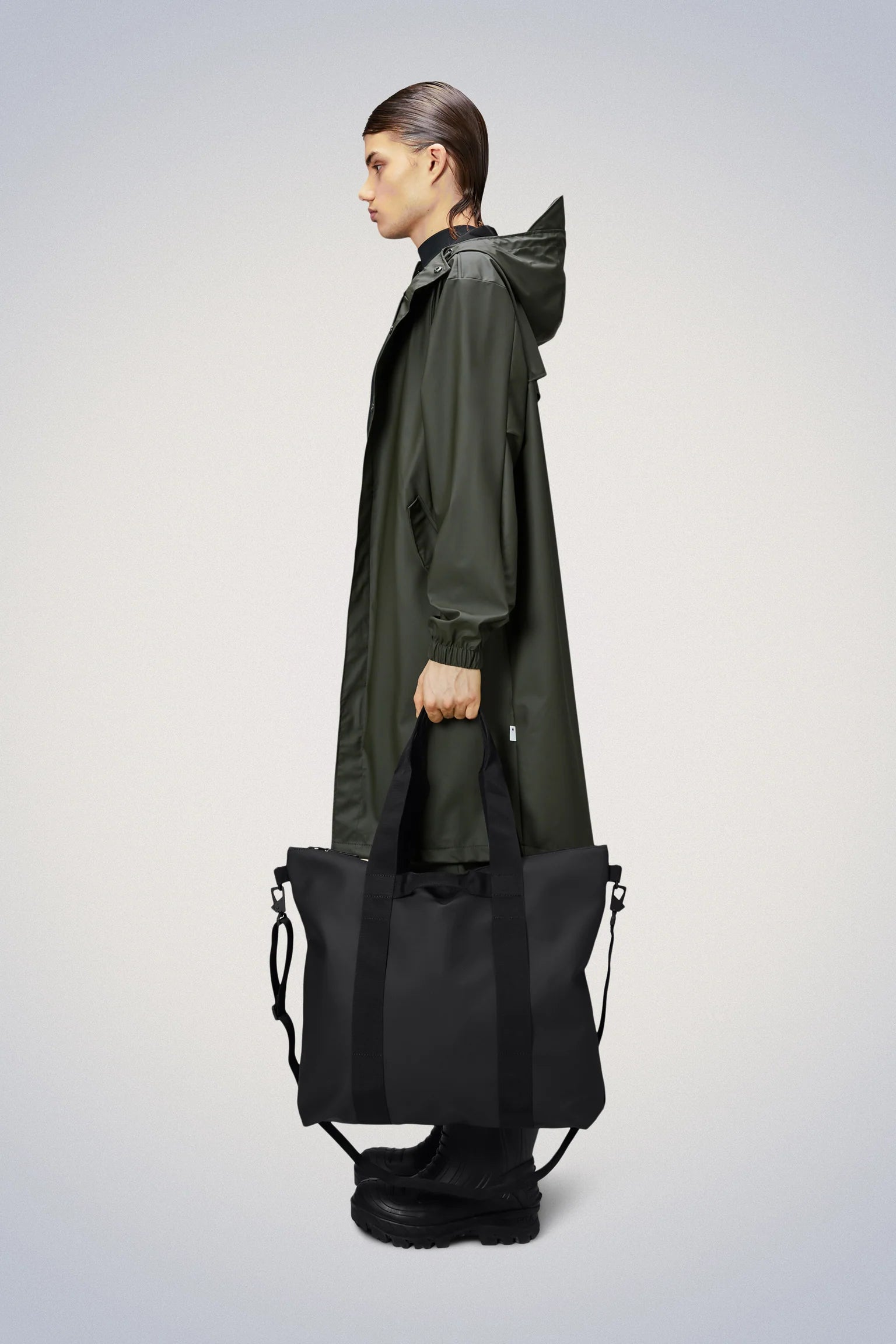 Rains Tote Bag in Black