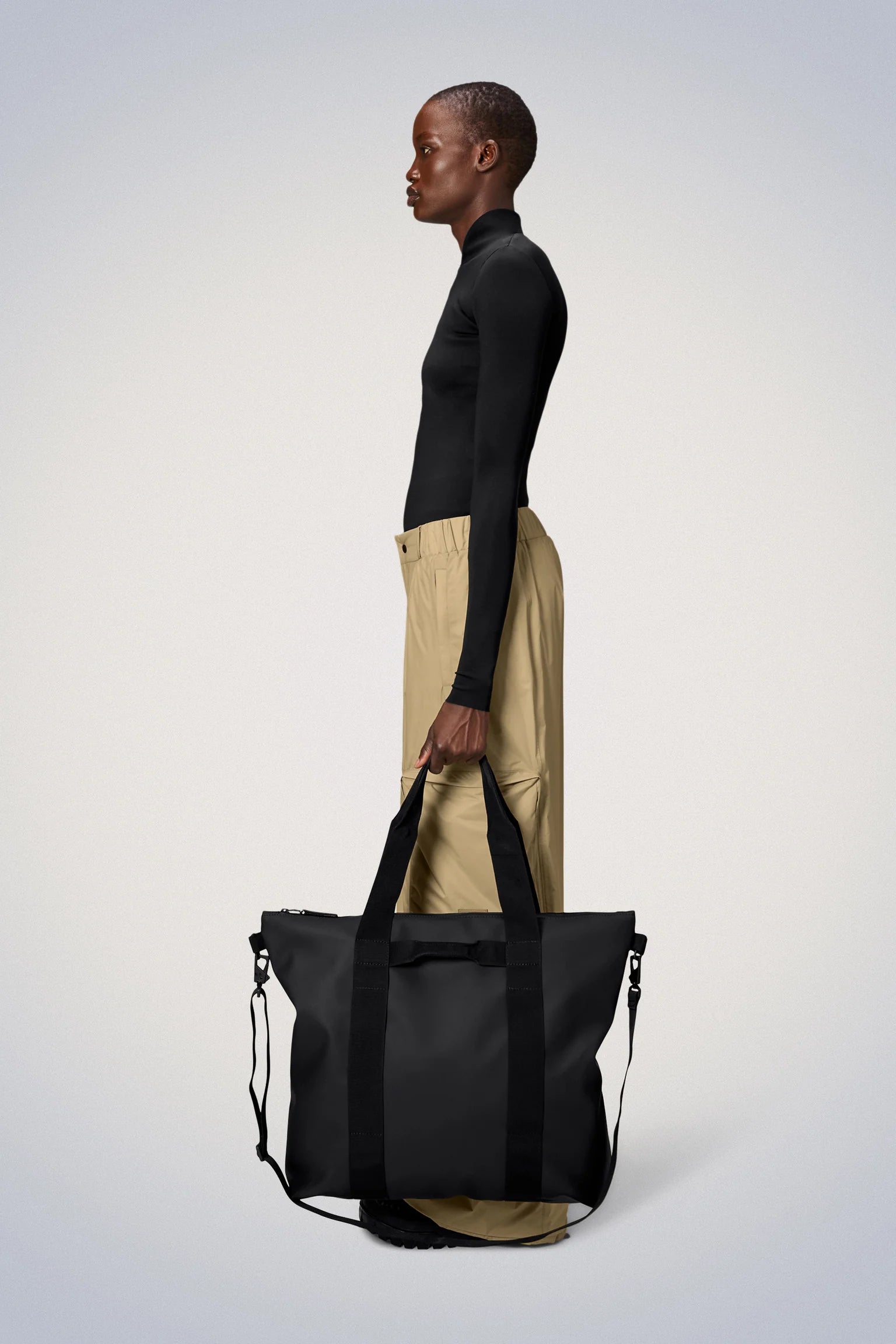 Rains Tote Bag in Black