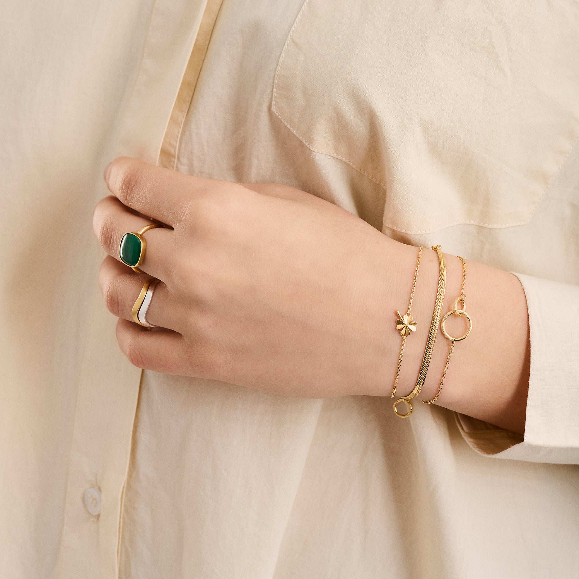 Double Plain Ring Bracelet in Gold