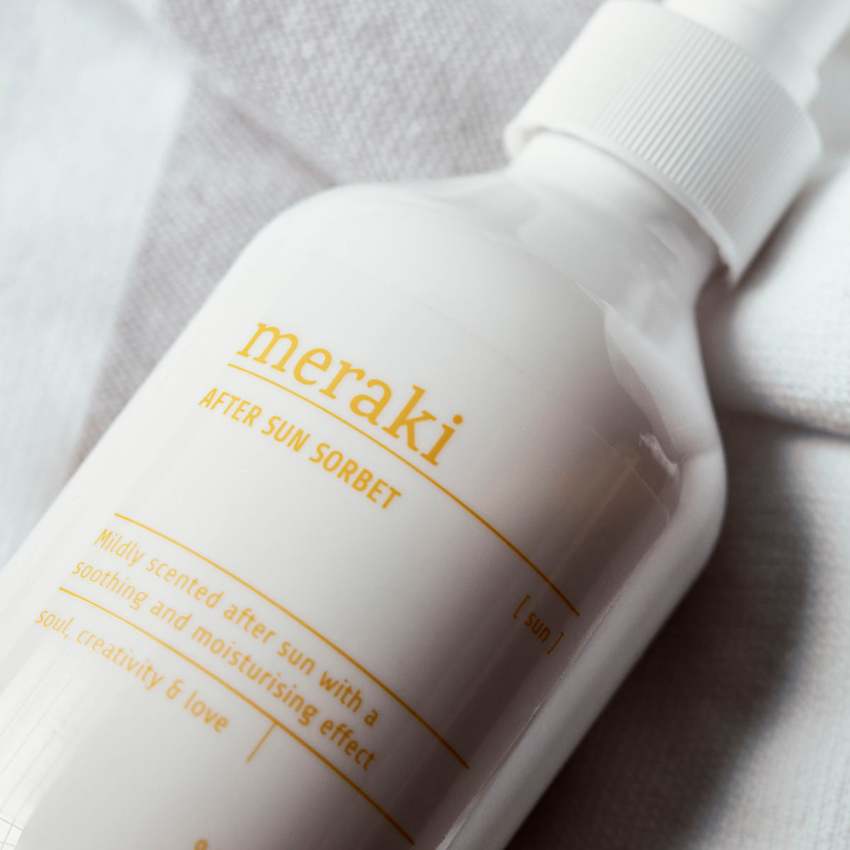 After Sun Sorbet w. Aloe Vera, Almond Oil & Vitamin E, Lightly scented w. Florals & Fresh Mint