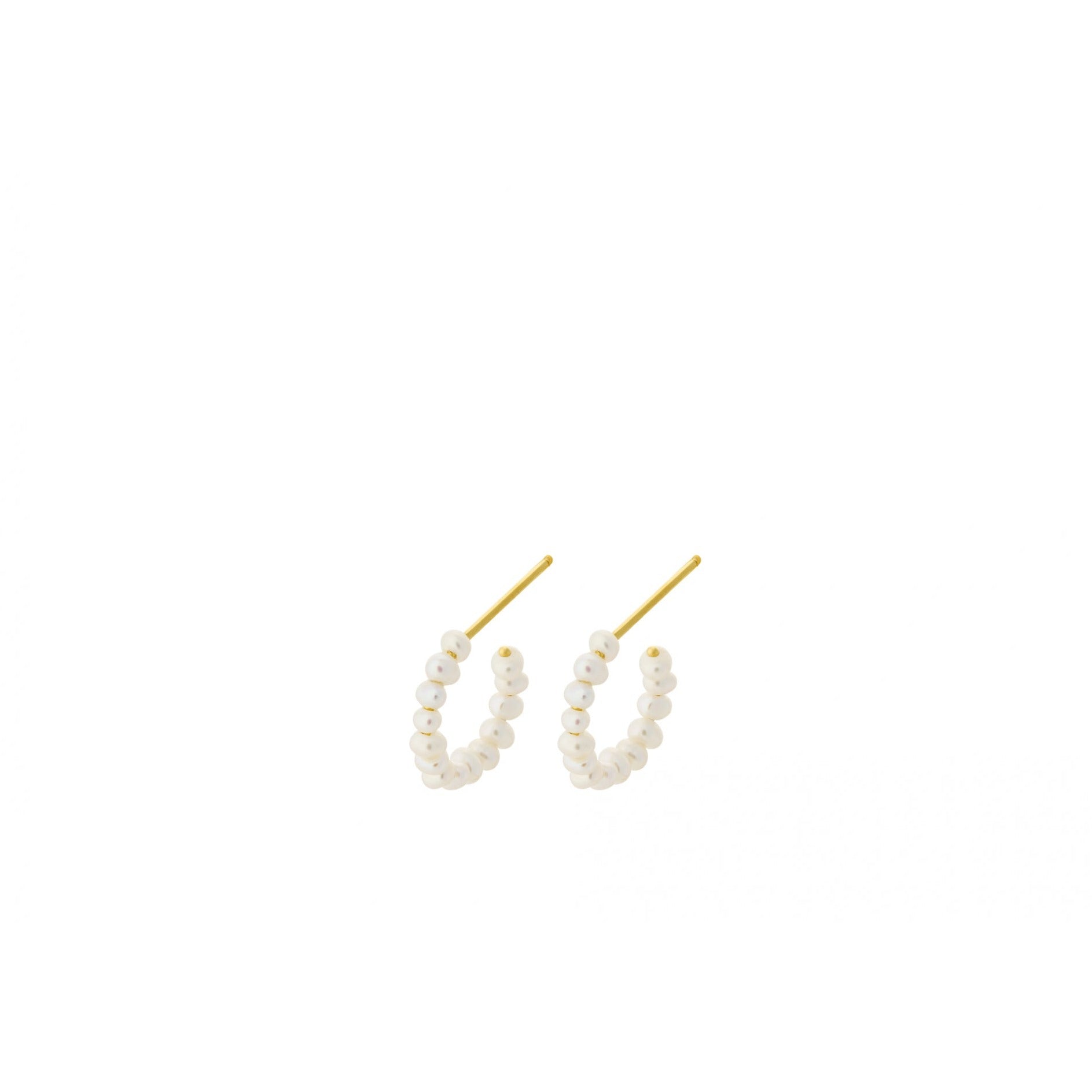 Ocean Treasure Hoop Earrings in Gold w. Freshwater Pearls