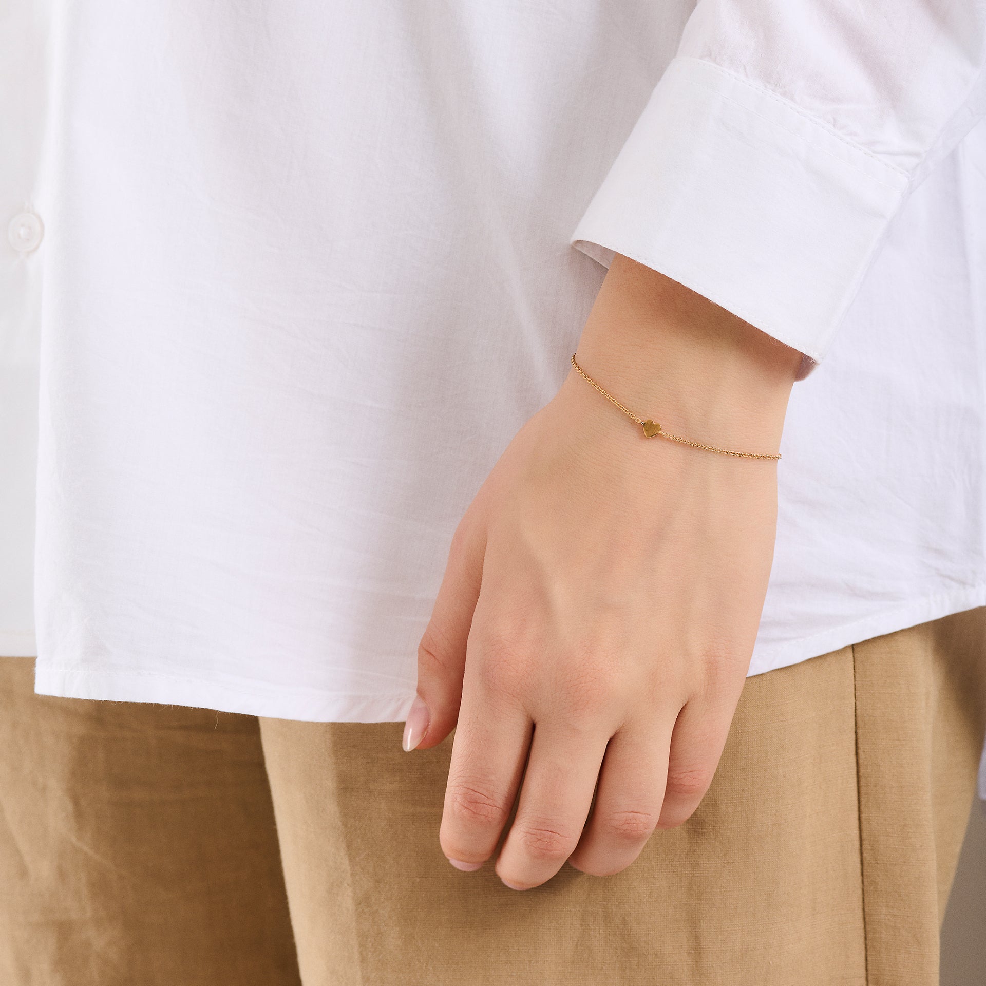 Heart Bracelet in Gold