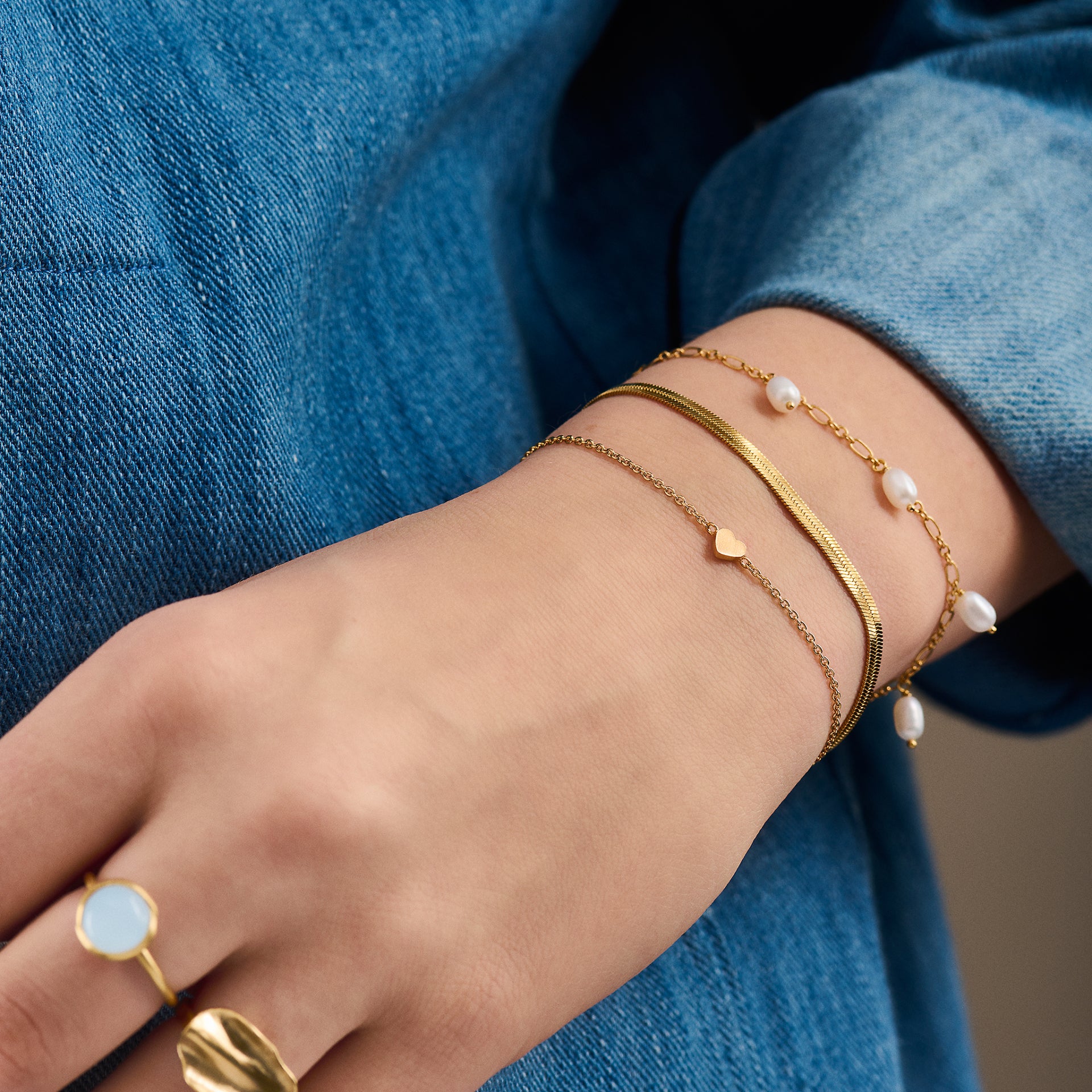Heart Bracelet in Gold