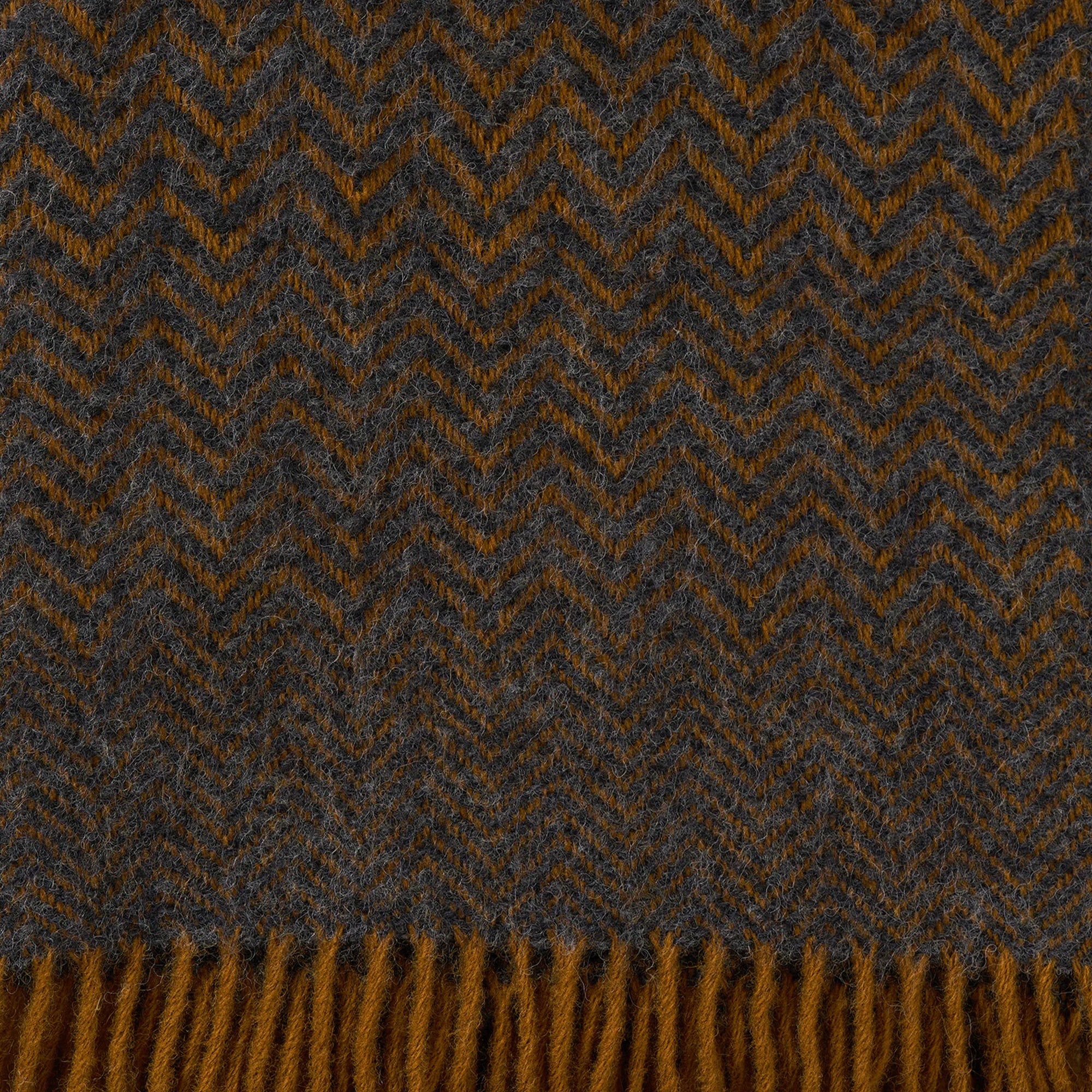 Zigzag Throw in Lambswool, Lava in Grey & Bronze