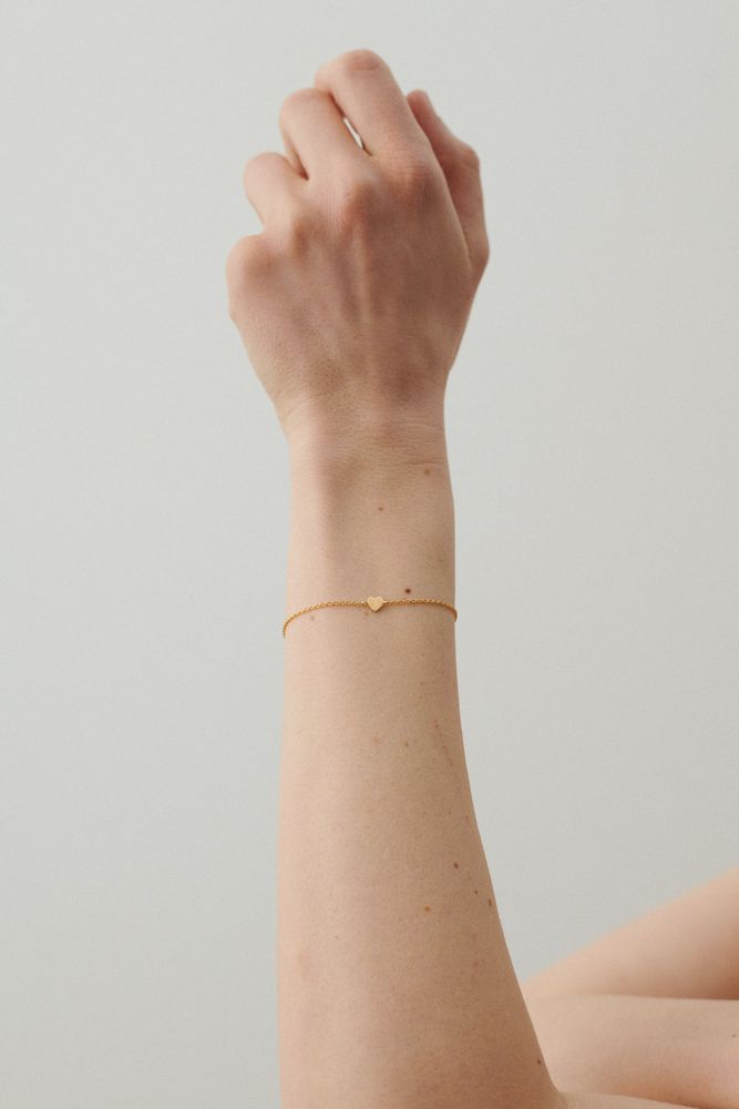 Heart Bracelet in Gold