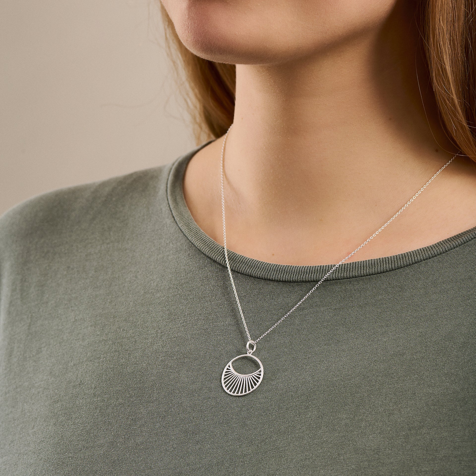 Daylight Necklace in Silver, Short